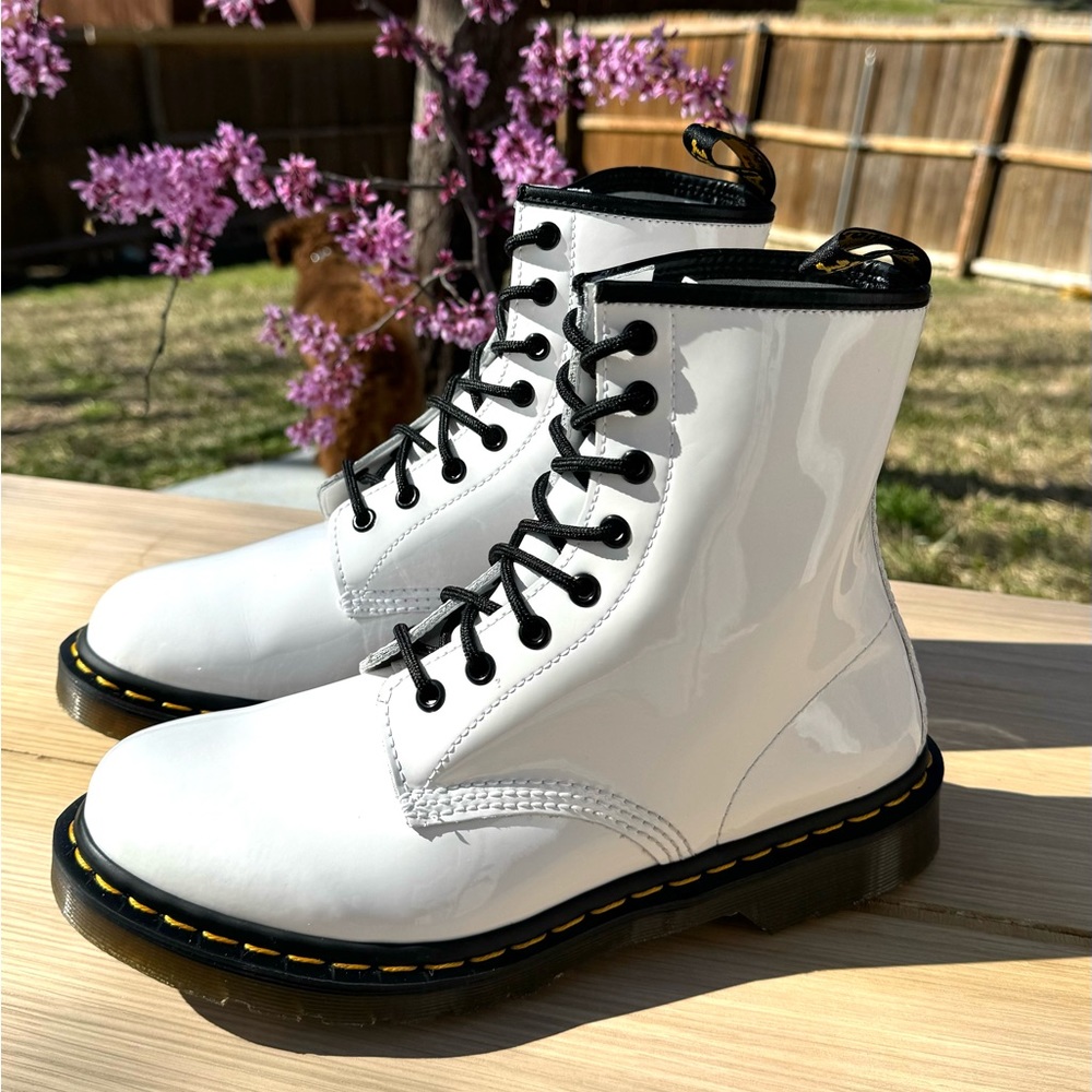Dr. Martens 1460 White Patent Leather Lamper Ankle Boots.. - Picture 8 of 9
